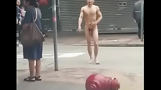 è£¸é«”é€›å¤§è¡—
