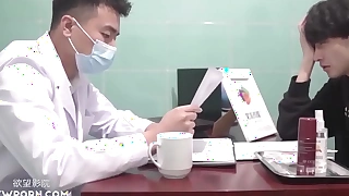 国产AV剧情之夜勤凌辱女大学生